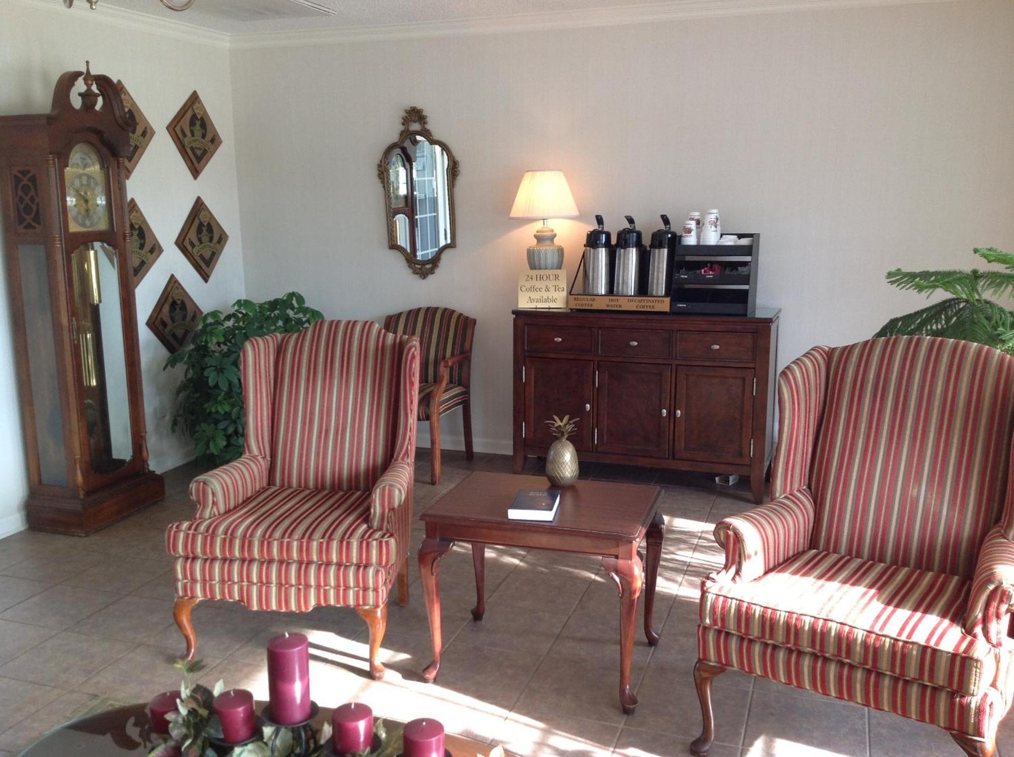 Ambassador Inn Феєтвілл Екстер'єр фото
